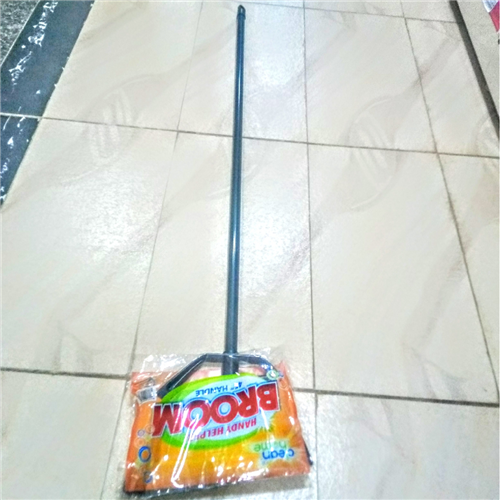 CLEANCHROME HOUSEHOLD BROOM